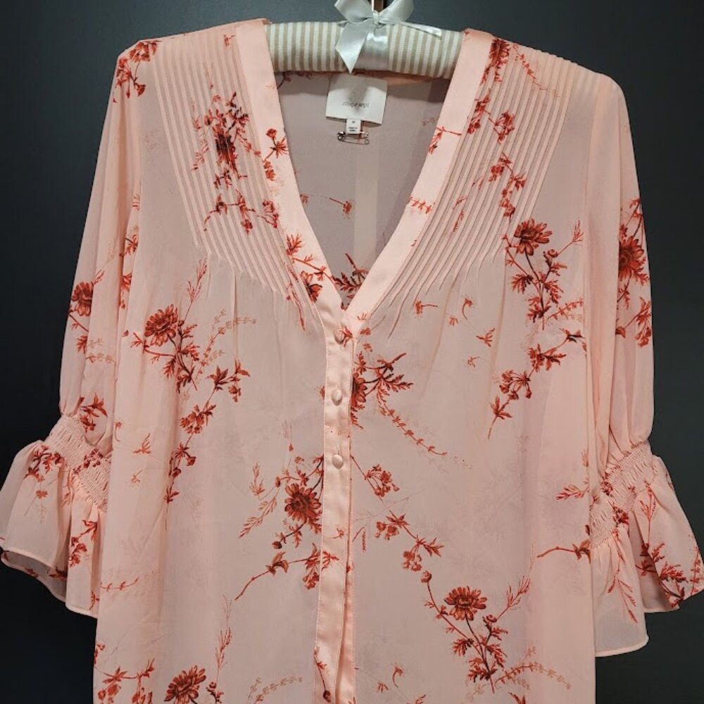 cinq a sept Peach-Pink Floral Pintuck V-Neck Blouse